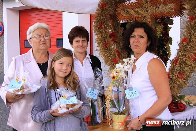Zdjęcie w galerii na portalu naszraciborz.pl: Dożynki w Owsiszczach i Zabełkowie wiadomości z regionu