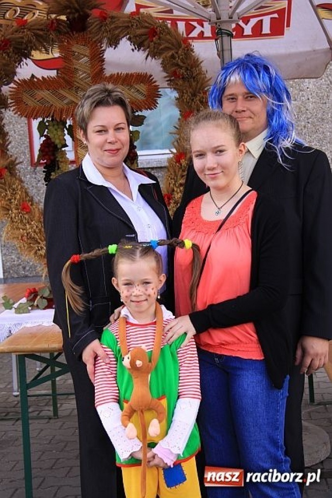 Zdjęcie w galerii na portalu naszraciborz.pl: Dożynki w Owsiszczach i Zabełkowie wiadomości z regionu