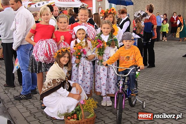 Zdjęcie w galerii na portalu naszraciborz.pl: Dożynki w Owsiszczach i Zabełkowie wiadomości z regionu