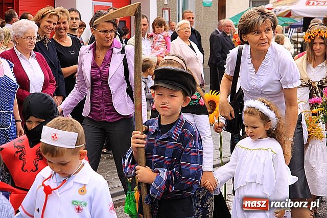 Zdjęcie w galerii na portalu naszraciborz.pl: Dożynki w Owsiszczach i Zabełkowie wiadomości z regionu