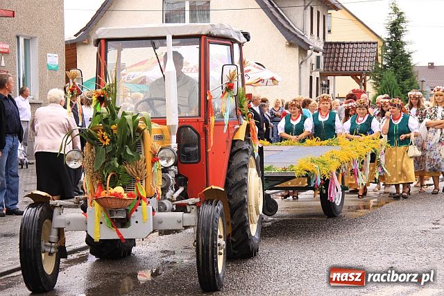 Zdjęcie w galerii na portalu naszraciborz.pl: Dożynki w Owsiszczach i Zabełkowie wiadomości z regionu