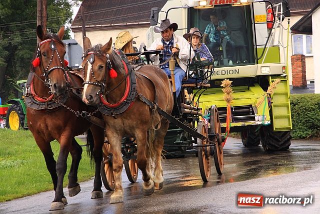 Zdjęcie w galerii na portalu naszraciborz.pl: Dożynki w Owsiszczach i Zabełkowie wiadomości z regionu