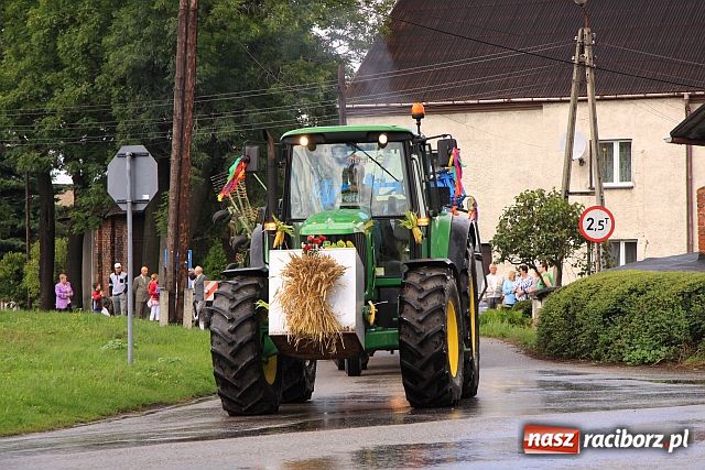 Zdjęcie w galerii na portalu naszraciborz.pl: Dożynki w Owsiszczach i Zabełkowie wiadomości z regionu