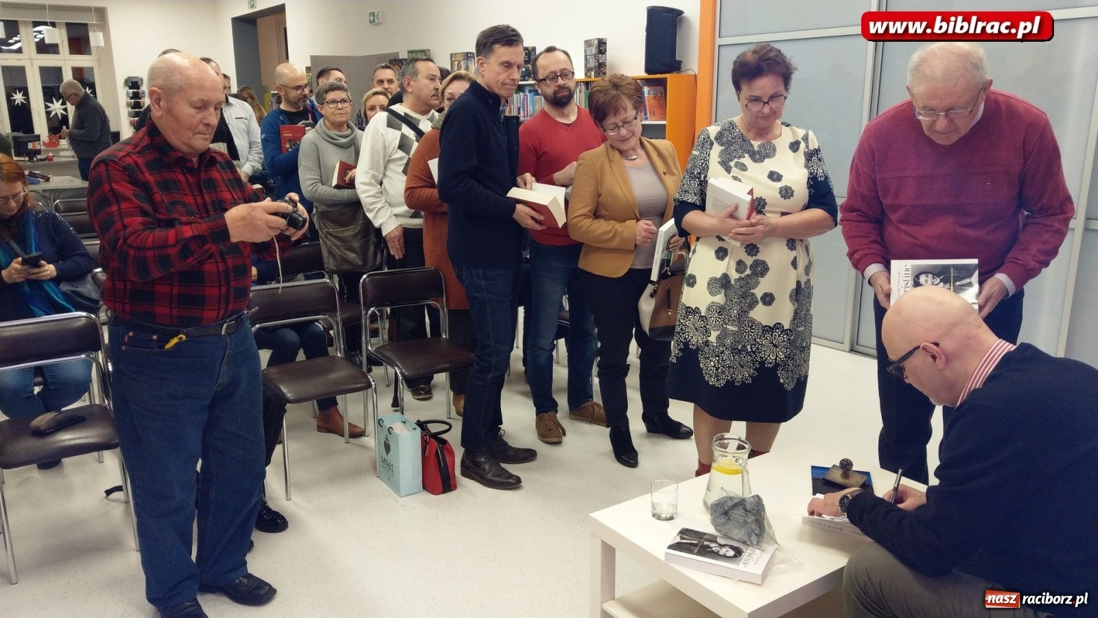 Zdjęcie w galerii na portalu naszraciborz.pl: Zawód szpieg. Vincent V. Severski gościł w raciborskiej książnicy wiadomości z regionu