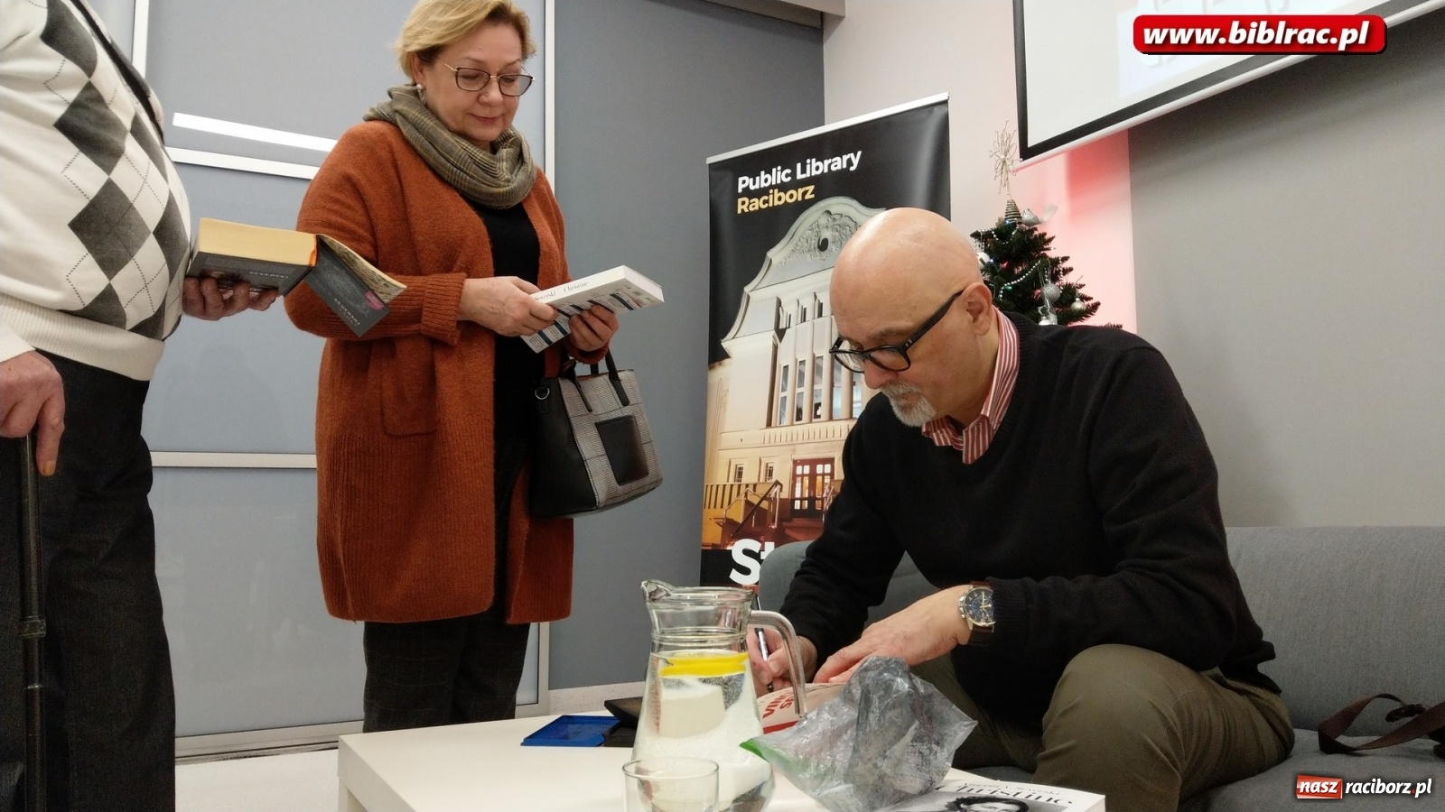 Zdjęcie w galerii na portalu naszraciborz.pl: Zawód szpieg. Vincent V. Severski gościł w raciborskiej książnicy wiadomości z regionu