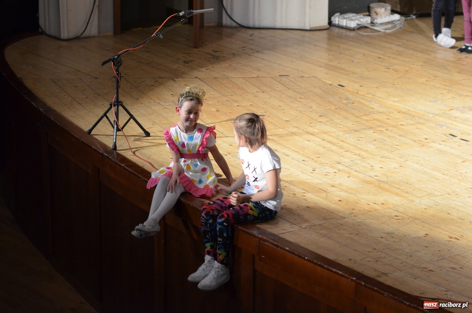 Zdjęcie w galerii na portalu naszraciborz.pl: Pięć cudownych dni zakończonych przedstawieniem  wiadomości z regionu