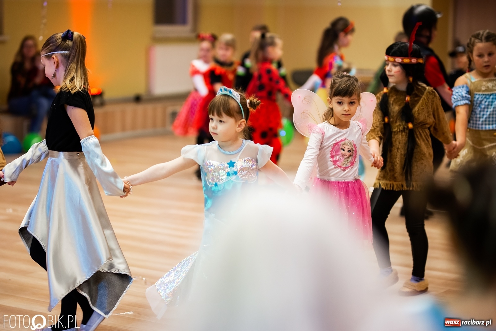 Zdjęcie w galerii na portalu naszraciborz.pl: Wielki bal przebierańców w Pietrowicach Wielkich wiadomości z regionu