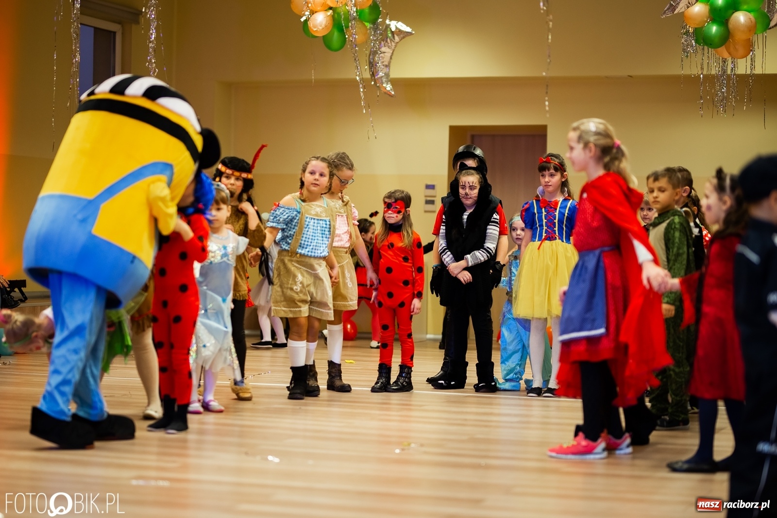 Zdjęcie w galerii na portalu naszraciborz.pl: Wielki bal przebierańców w Pietrowicach Wielkich wiadomości z regionu