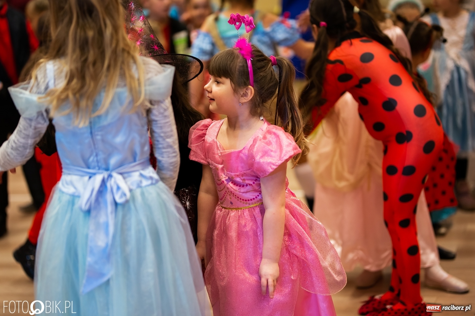 Zdjęcie w galerii na portalu naszraciborz.pl: Wielki bal przebierańców w Pietrowicach Wielkich wiadomości z regionu