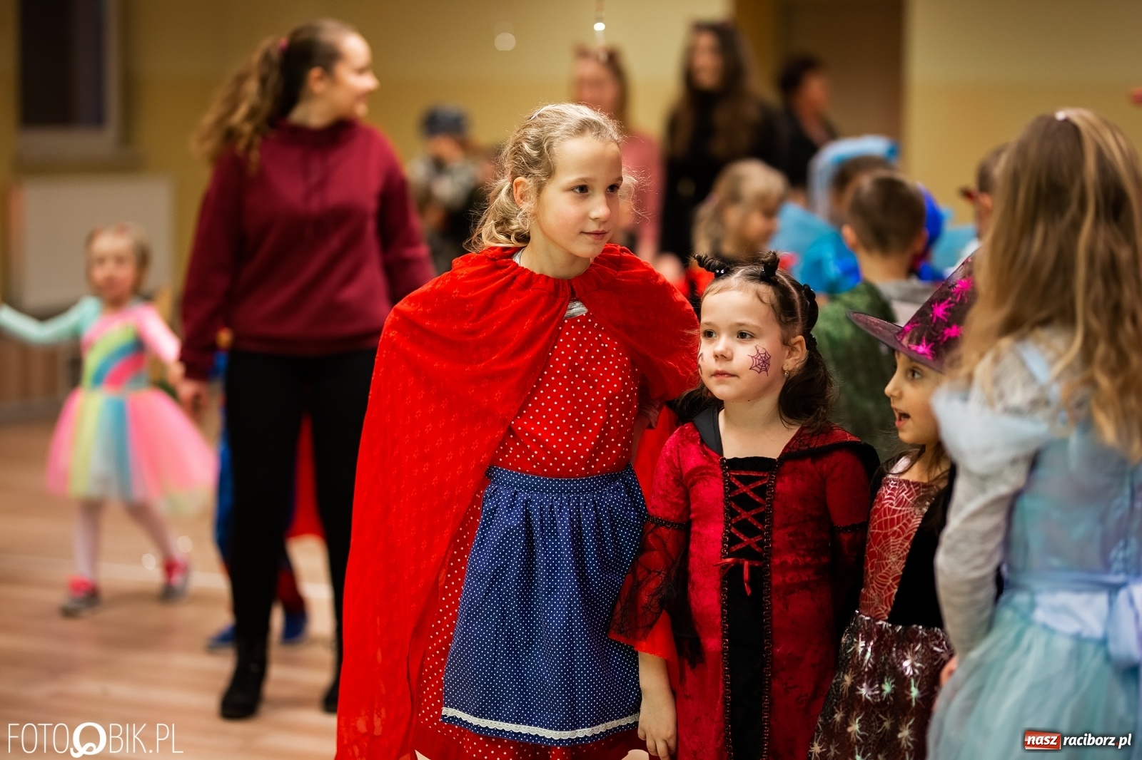 Zdjęcie w galerii na portalu naszraciborz.pl: Wielki bal przebierańców w Pietrowicach Wielkich wiadomości z regionu