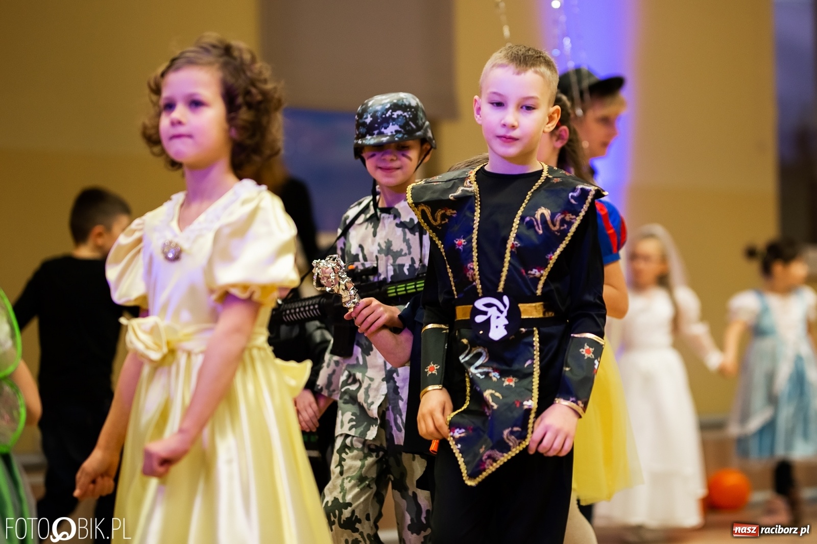 Zdjęcie w galerii na portalu naszraciborz.pl: Wielki bal przebierańców w Pietrowicach Wielkich wiadomości z regionu