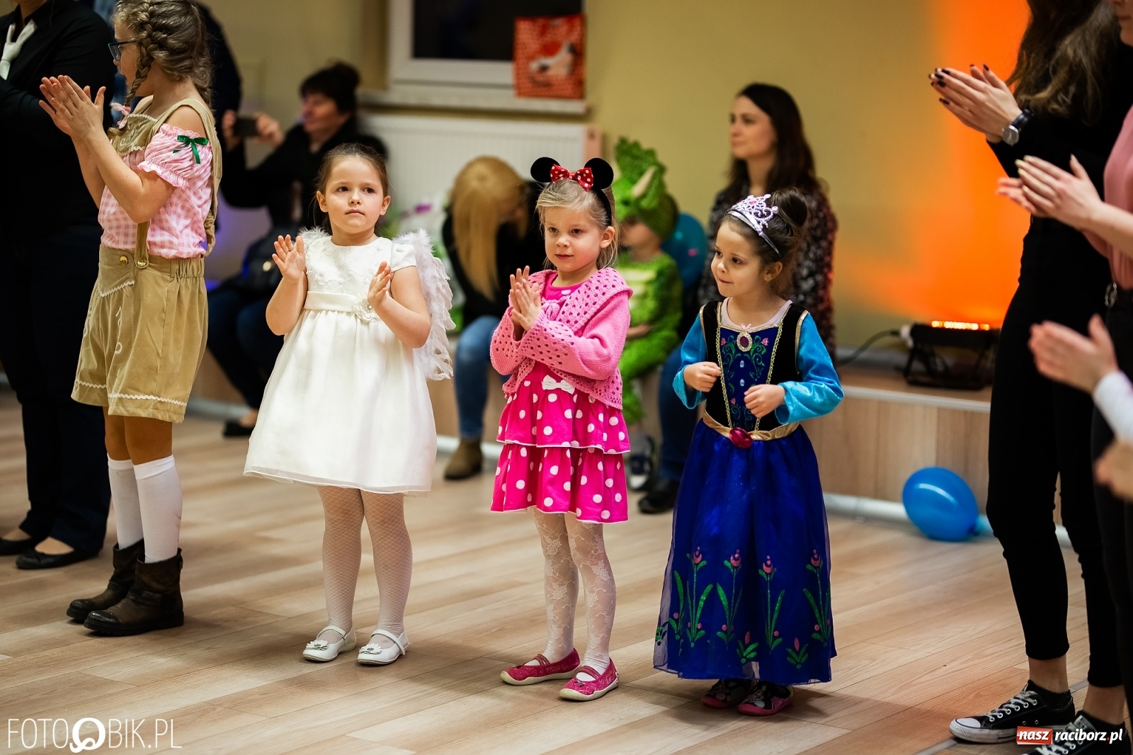 Zdjęcie w galerii na portalu naszraciborz.pl: Wielki bal przebierańców w Pietrowicach Wielkich wiadomości z regionu