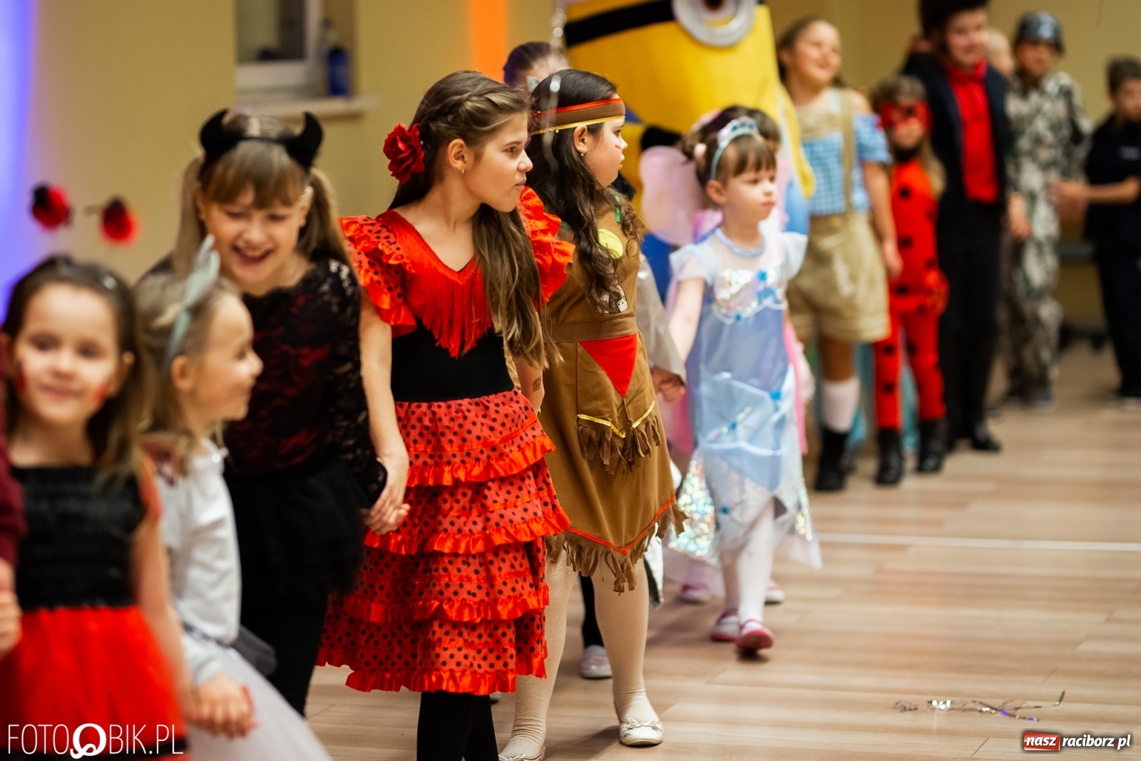 Zdjęcie w galerii na portalu naszraciborz.pl: Wielki bal przebierańców w Pietrowicach Wielkich wiadomości z regionu