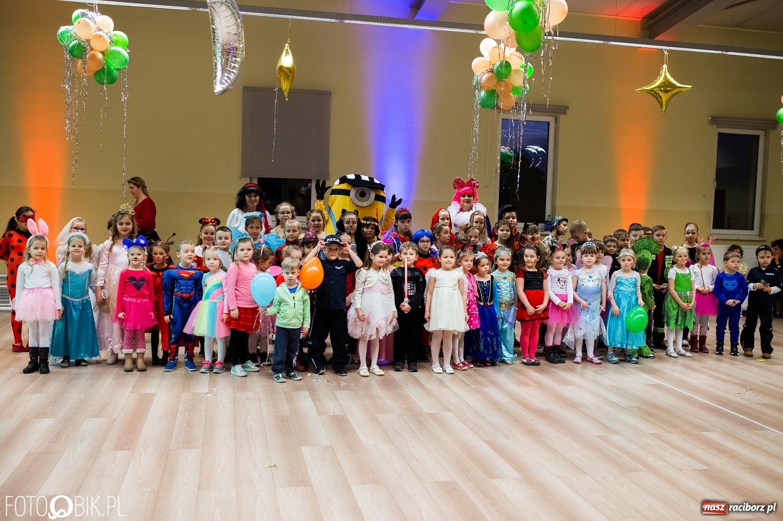 Zdjęcie w galerii na portalu naszraciborz.pl: Wielki bal przebierańców w Pietrowicach Wielkich wiadomości z regionu