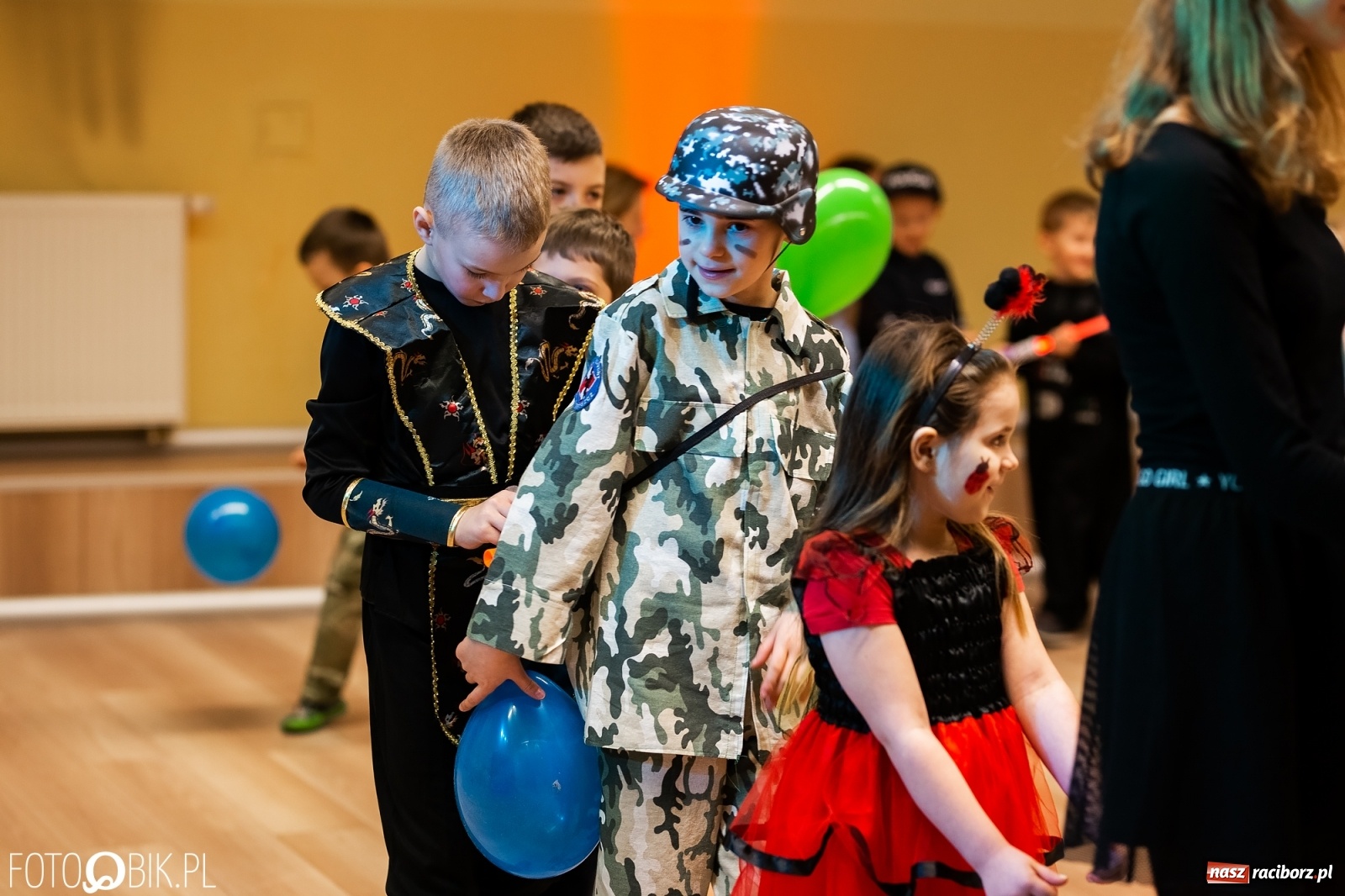 Zdjęcie w galerii na portalu naszraciborz.pl: Wielki bal przebierańców w Pietrowicach Wielkich wiadomości z regionu