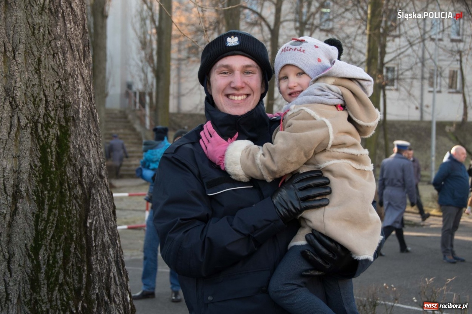 Zdjęcie w galerii na portalu naszraciborz.pl: Zimowe ślubowanie w policji. Trwa kolejny nabór  wiadomości z regionu