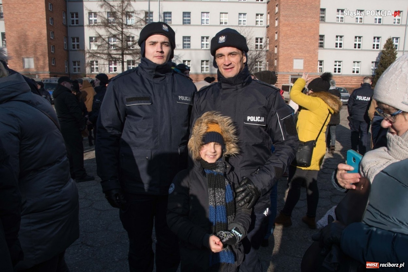 Zdjęcie w galerii na portalu naszraciborz.pl: Zimowe ślubowanie w policji. Trwa kolejny nabór  wiadomości z regionu