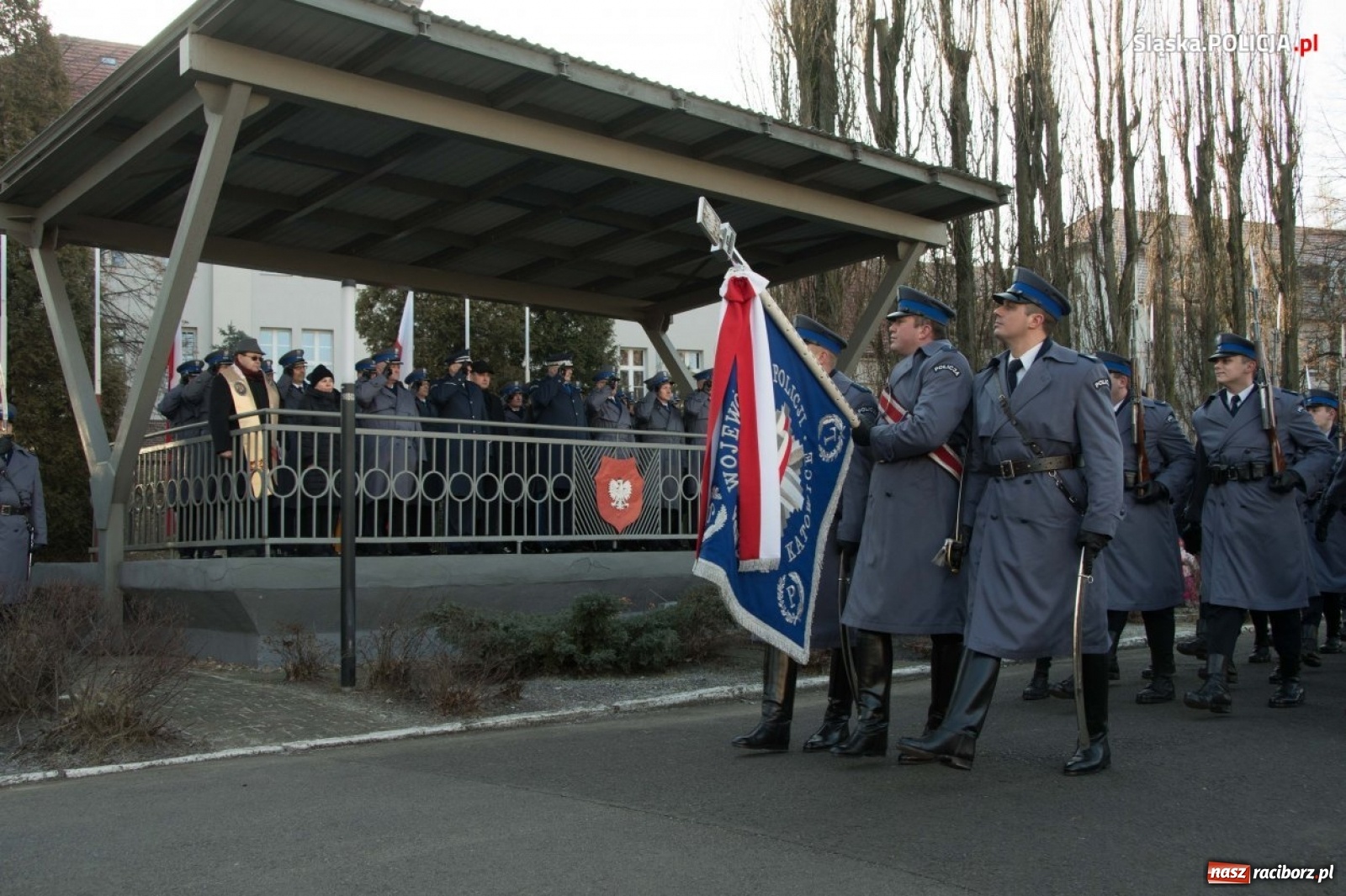 Zdjęcie w galerii na portalu naszraciborz.pl: Zimowe ślubowanie w policji. Trwa kolejny nabór  wiadomości z regionu