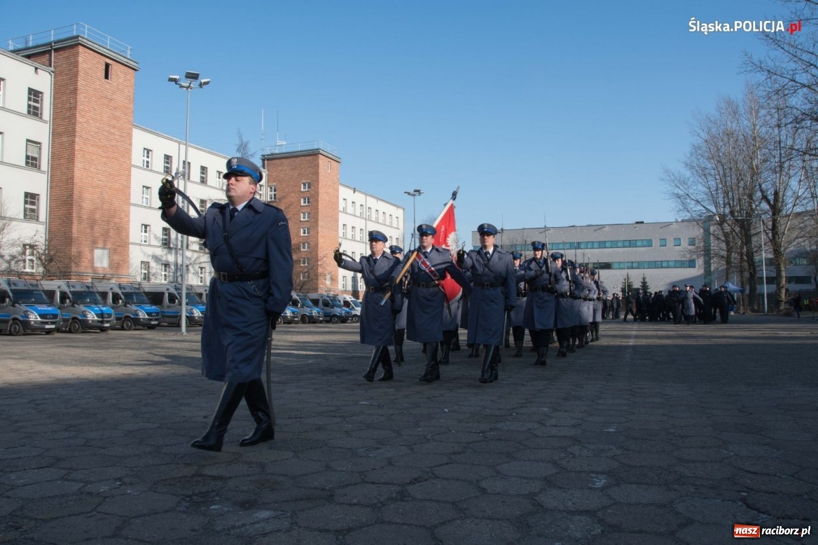 Zdjęcie w galerii na portalu naszraciborz.pl: Zimowe ślubowanie w policji. Trwa kolejny nabór  wiadomości z regionu