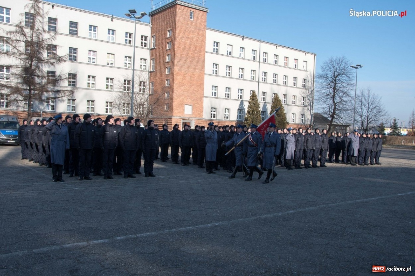 Zdjęcie w galerii na portalu naszraciborz.pl: Zimowe ślubowanie w policji. Trwa kolejny nabór  wiadomości z regionu