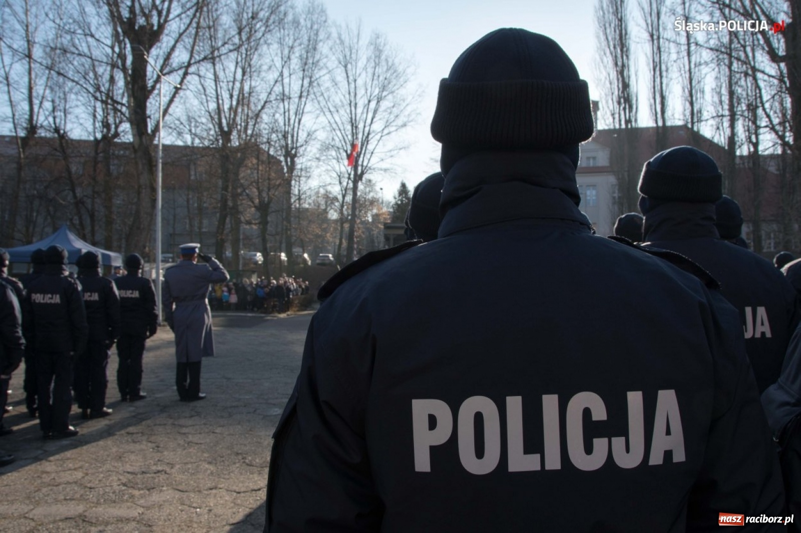 Zdjęcie w galerii na portalu naszraciborz.pl: Zimowe ślubowanie w policji. Trwa kolejny nabór  wiadomości z regionu