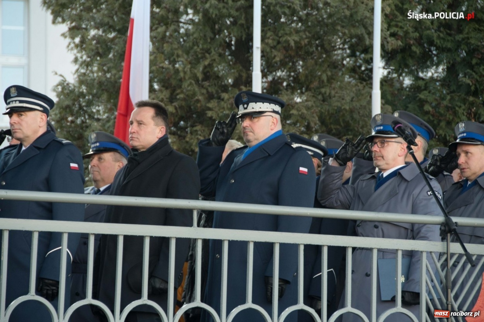 Zdjęcie w galerii na portalu naszraciborz.pl: Zimowe ślubowanie w policji. Trwa kolejny nabór  wiadomości z regionu