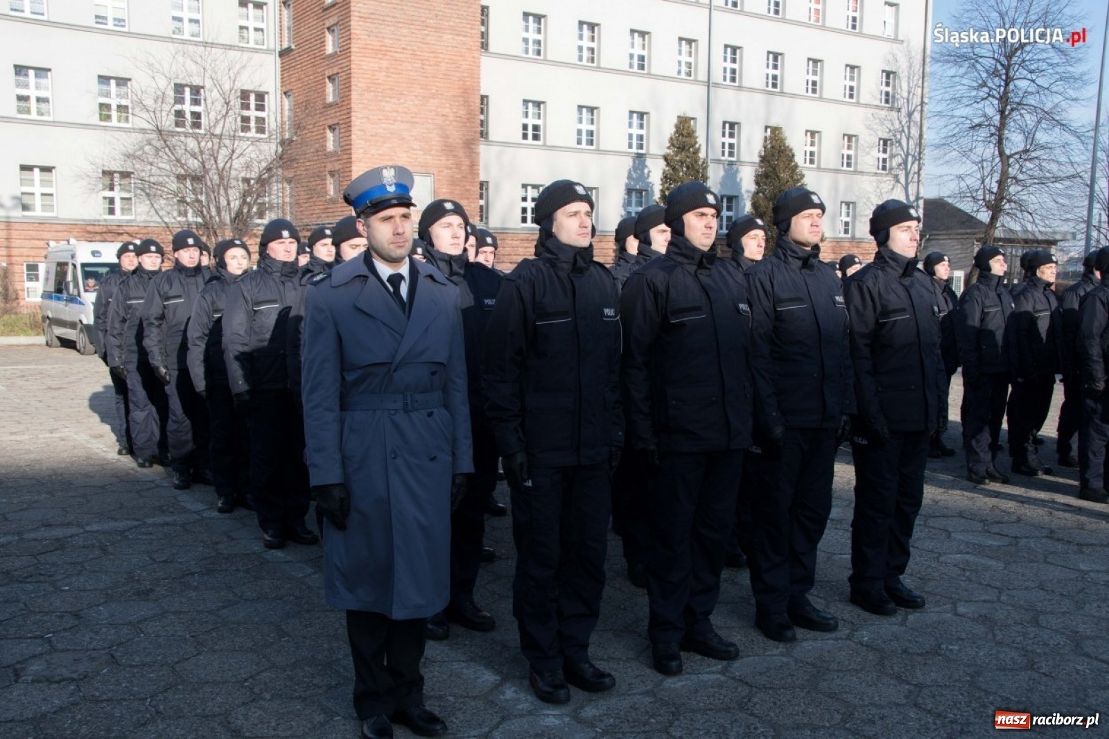Zdjęcie w galerii na portalu naszraciborz.pl: Zimowe ślubowanie w policji. Trwa kolejny nabór  wiadomości z regionu