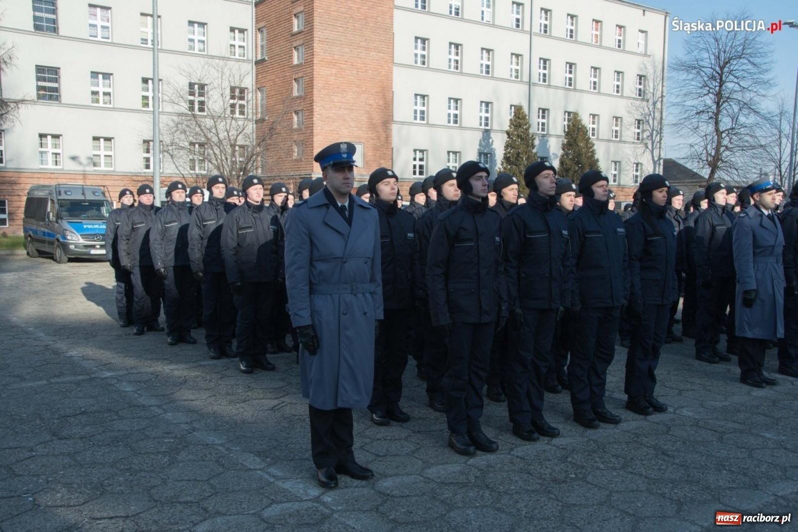 Zdjęcie w galerii na portalu naszraciborz.pl: Zimowe ślubowanie w policji. Trwa kolejny nabór  wiadomości z regionu