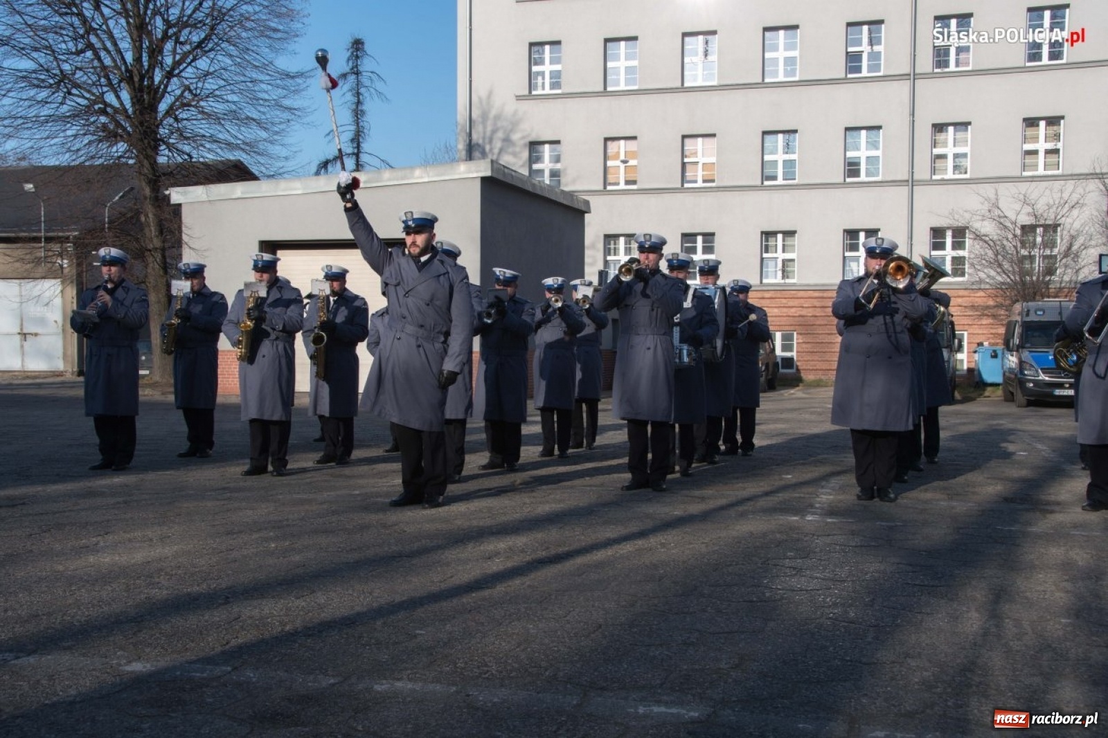 Zdjęcie w galerii na portalu naszraciborz.pl: Zimowe ślubowanie w policji. Trwa kolejny nabór  wiadomości z regionu