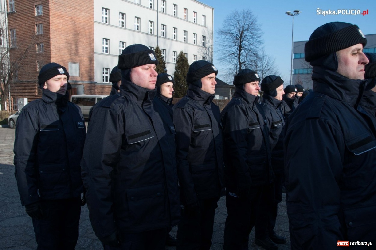 Zdjęcie w galerii na portalu naszraciborz.pl: Zimowe ślubowanie w policji. Trwa kolejny nabór  wiadomości z regionu