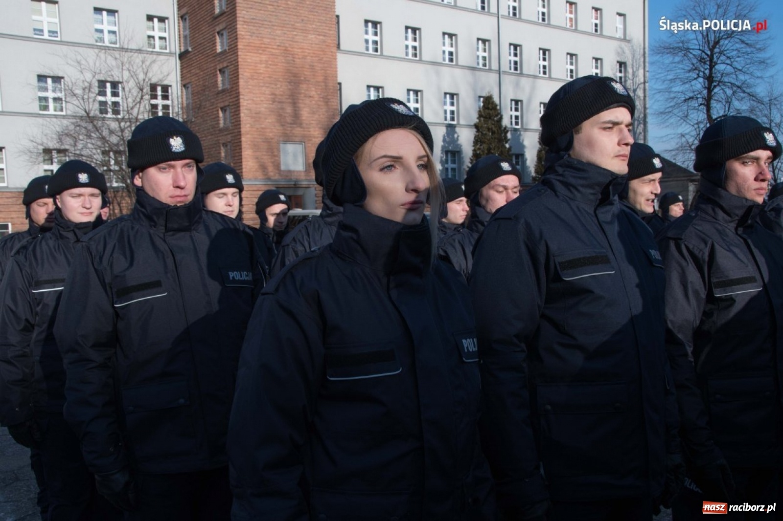 Zdjęcie w galerii na portalu naszraciborz.pl: Zimowe ślubowanie w policji. Trwa kolejny nabór  wiadomości z regionu