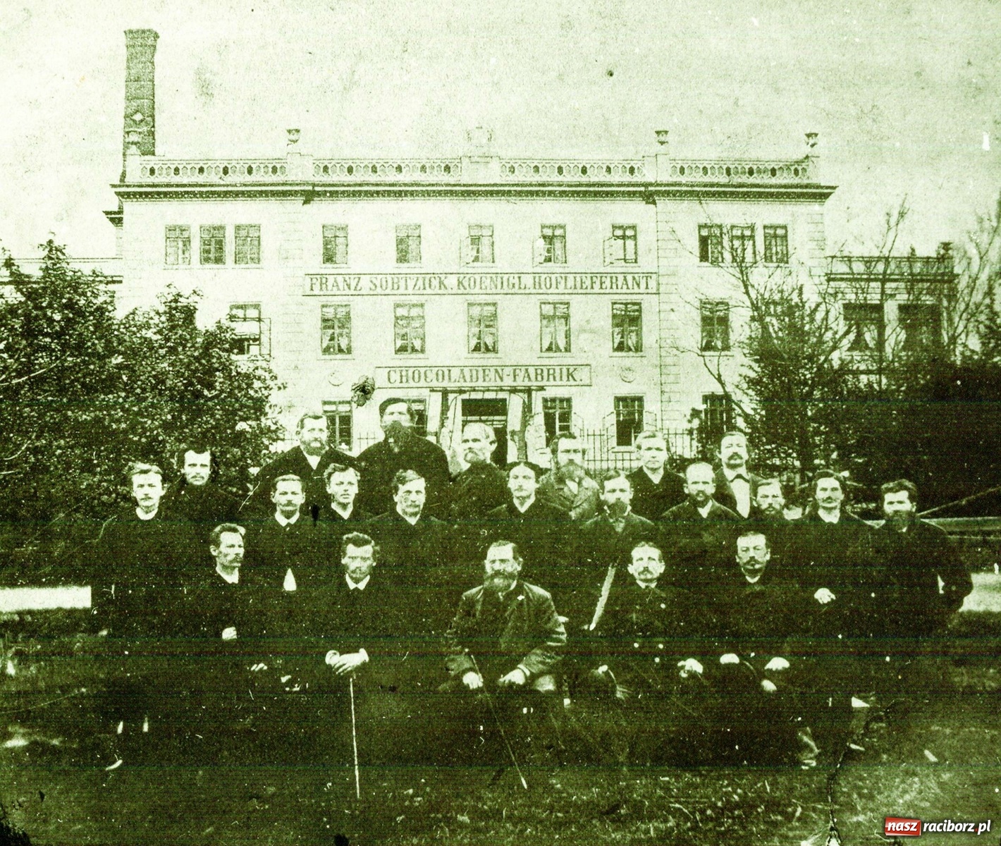 Zdjęcie w galerii na portalu naszraciborz.pl: Raciborski Willy Wonka. Słodkie imperium Felixa Sobtzicka  wiadomości z regionu