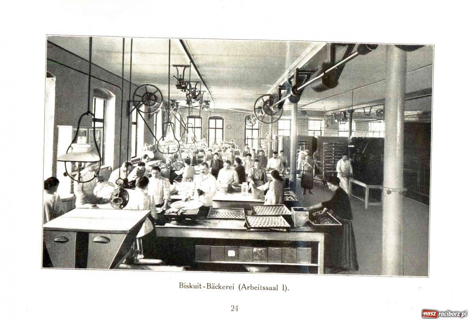 Zdjęcie w galerii na portalu naszraciborz.pl: Raciborski Willy Wonka. Słodkie imperium Felixa Sobtzicka  wiadomości z regionu