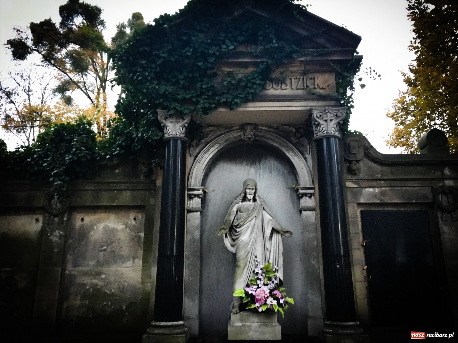 Zdjęcie w galerii na portalu naszraciborz.pl: Raciborski Willy Wonka. Słodkie imperium Felixa Sobtzicka  wiadomości z regionu