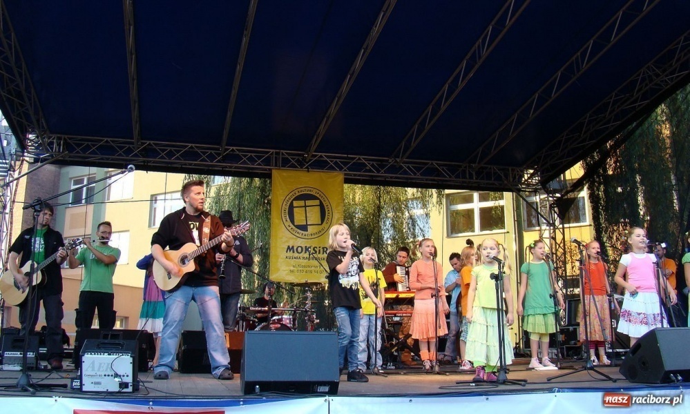 Zdjęcie w galerii na portalu naszraciborz.pl: Takiego tłumu jeszcze nie było wiadomości z regionu