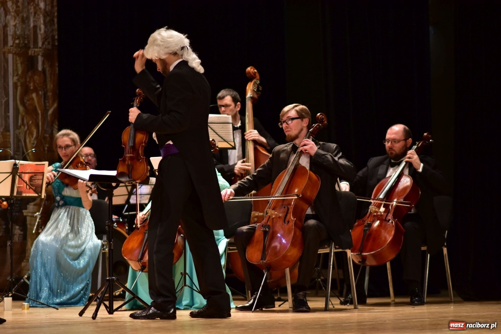 Zdjęcie w galerii na portalu naszraciborz.pl: Johann Strauss Show na deskach RCK  wiadomości z regionu
