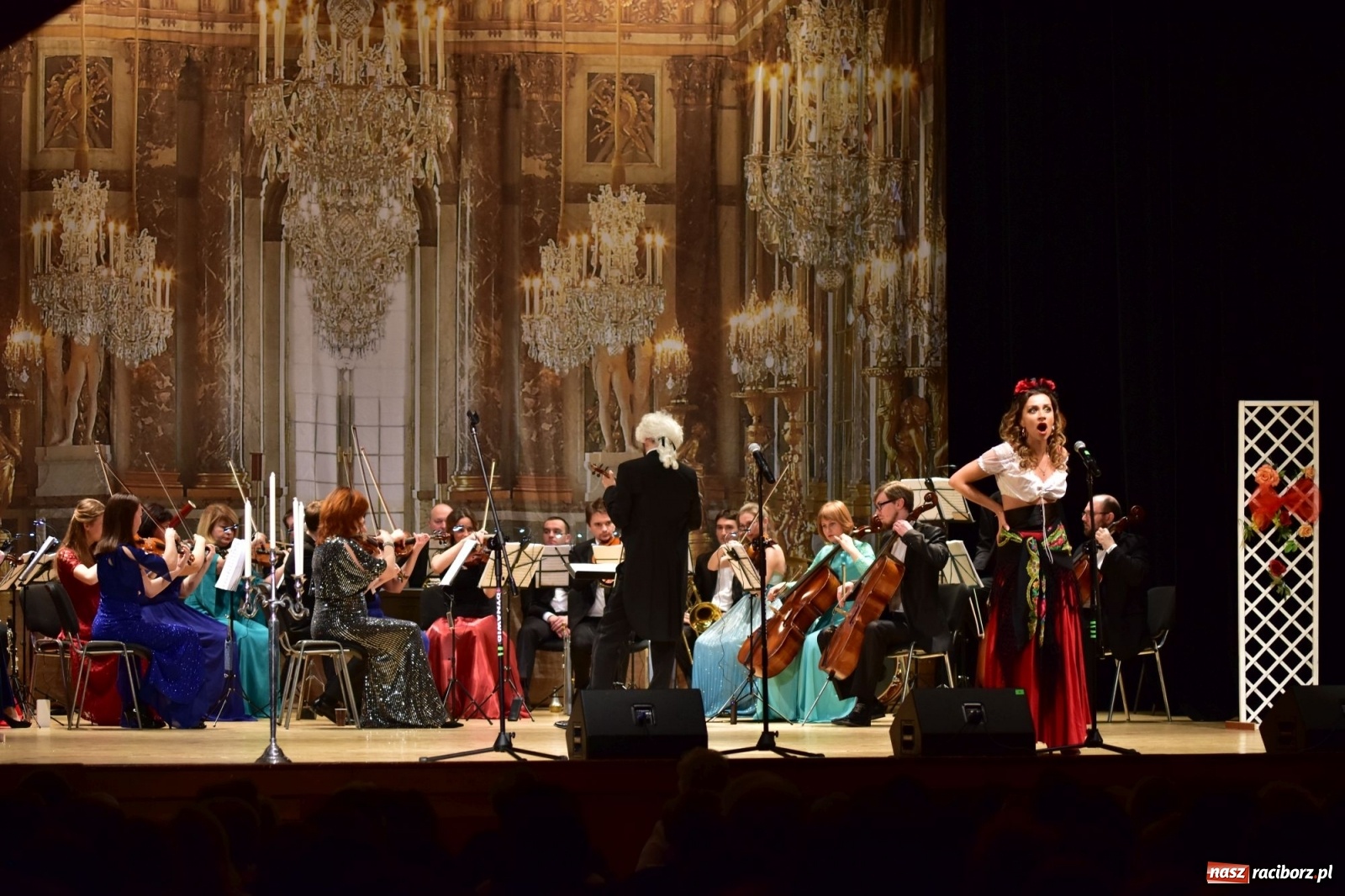 Zdjęcie w galerii na portalu naszraciborz.pl: Johann Strauss Show na deskach RCK  wiadomości z regionu