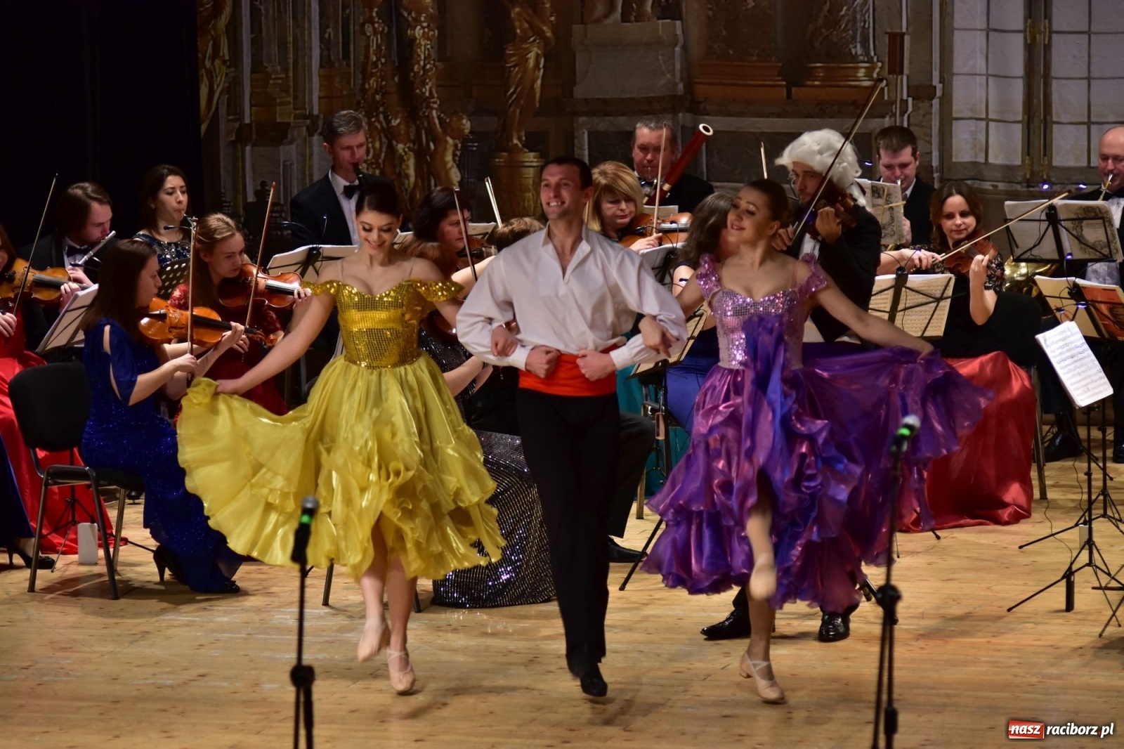 Zdjęcie w galerii na portalu naszraciborz.pl: Johann Strauss Show na deskach RCK  wiadomości z regionu