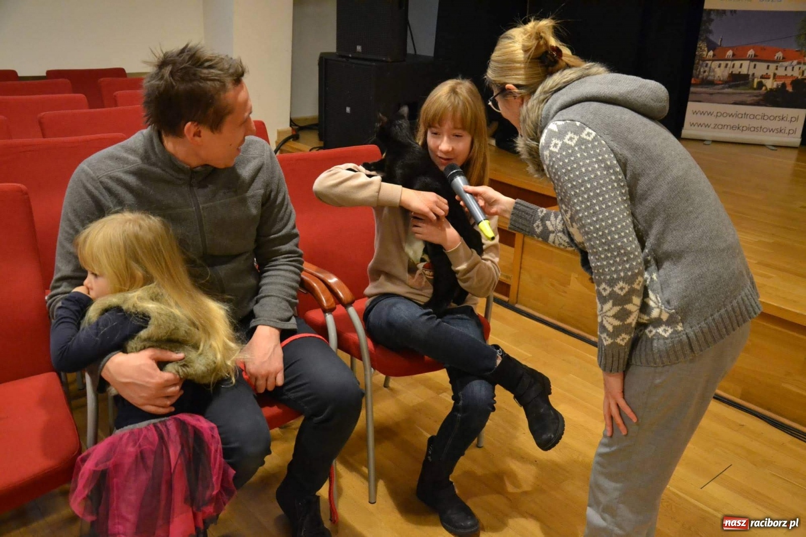 Zdjęcie w galerii na portalu naszraciborz.pl: Dzień Kota na raciborskim zamku wiadomości z regionu