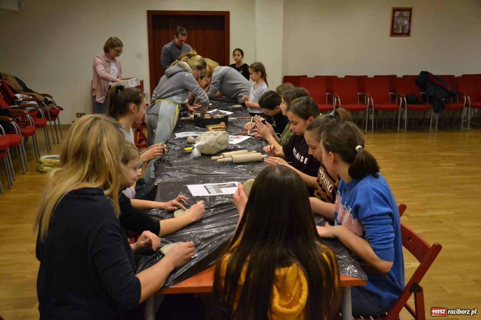 Zdjęcie w galerii na portalu naszraciborz.pl: Dzień Kota na raciborskim zamku wiadomości z regionu