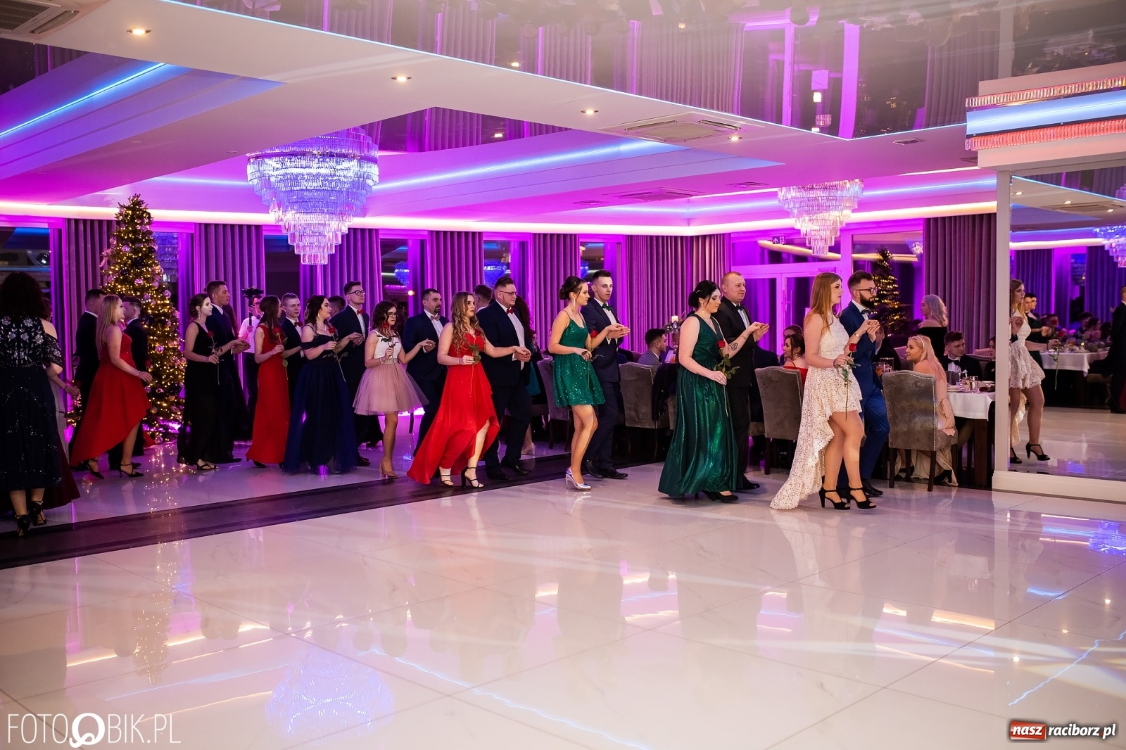 Zdjęcie w galerii na portalu naszraciborz.pl: Gastronomik i Budowlanka bawią się w Białym Domu [FOTO i WIDEO] wiadomości z regionu