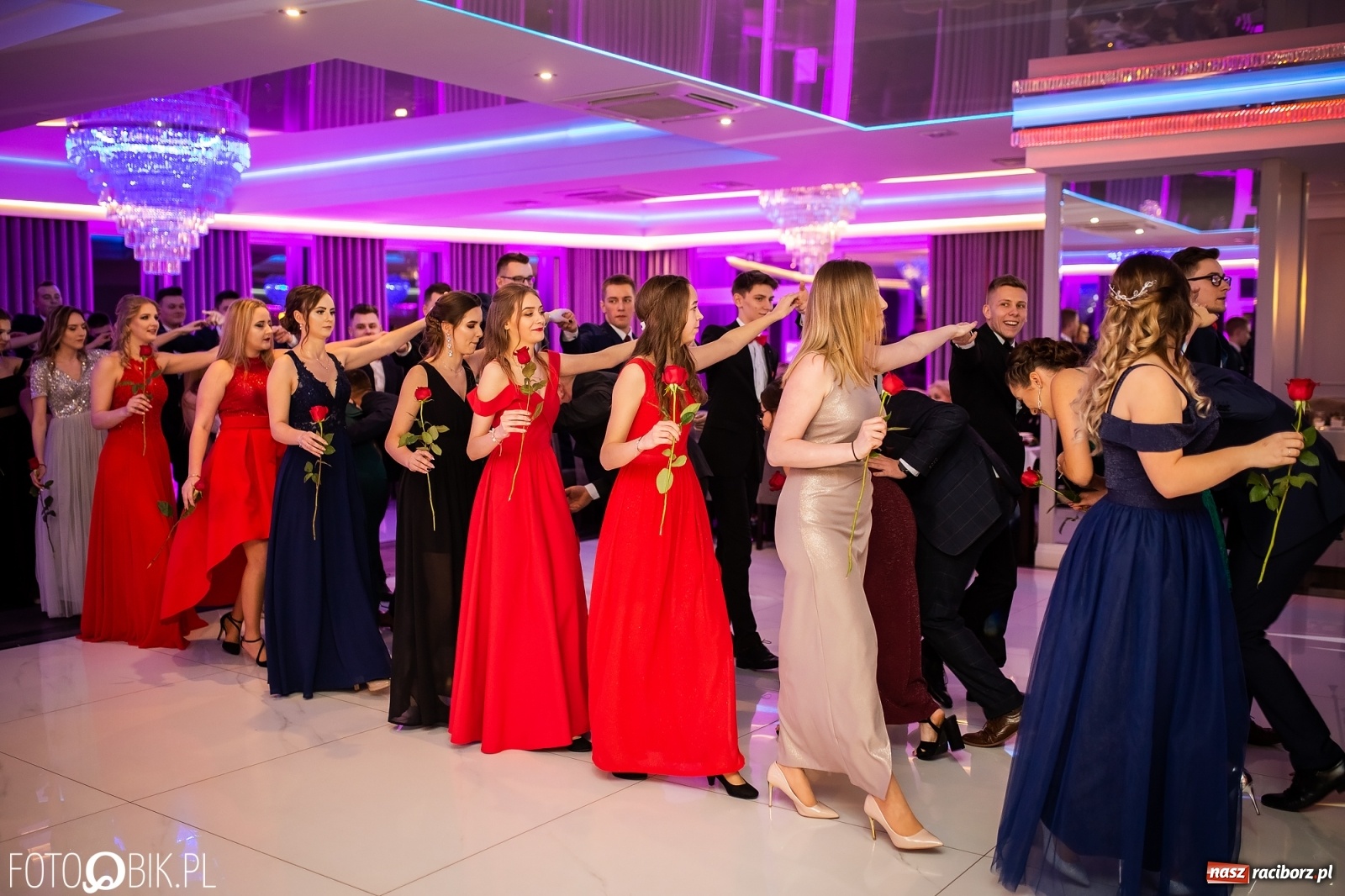 Zdjęcie w galerii na portalu naszraciborz.pl: Gastronomik i Budowlanka bawią się w Białym Domu [FOTO i WIDEO] wiadomości z regionu