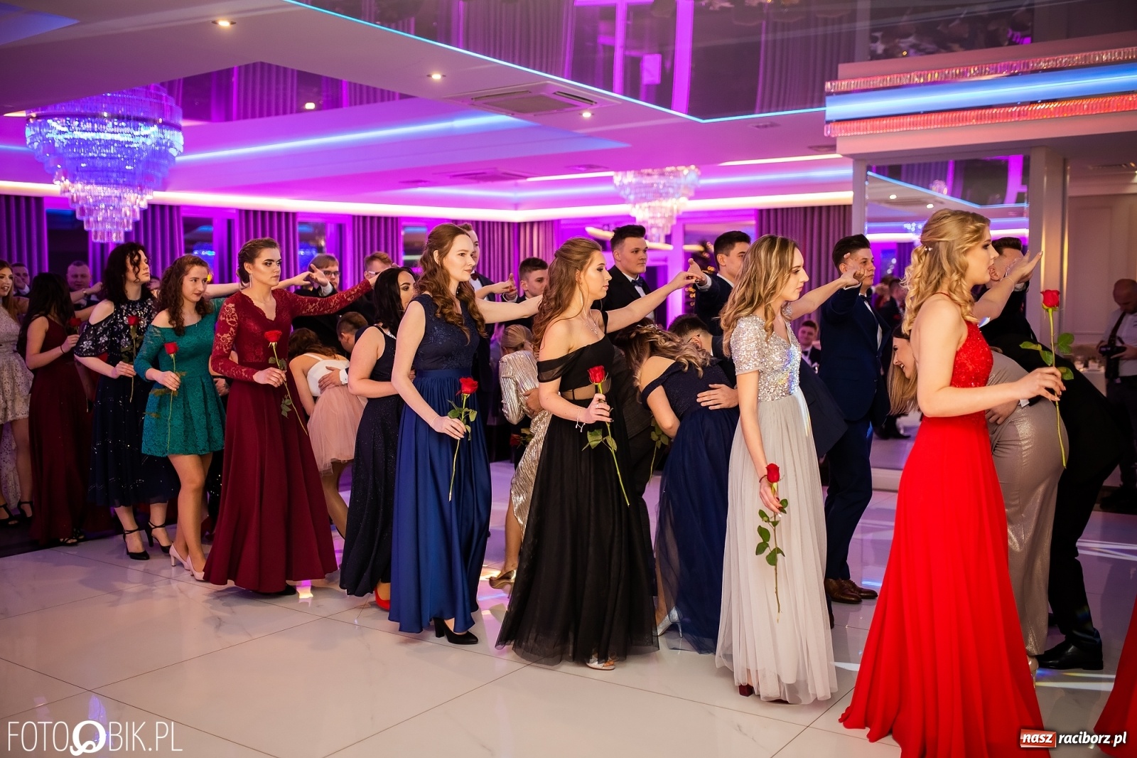 Zdjęcie w galerii na portalu naszraciborz.pl: Gastronomik i Budowlanka bawią się w Białym Domu [FOTO i WIDEO] wiadomości z regionu