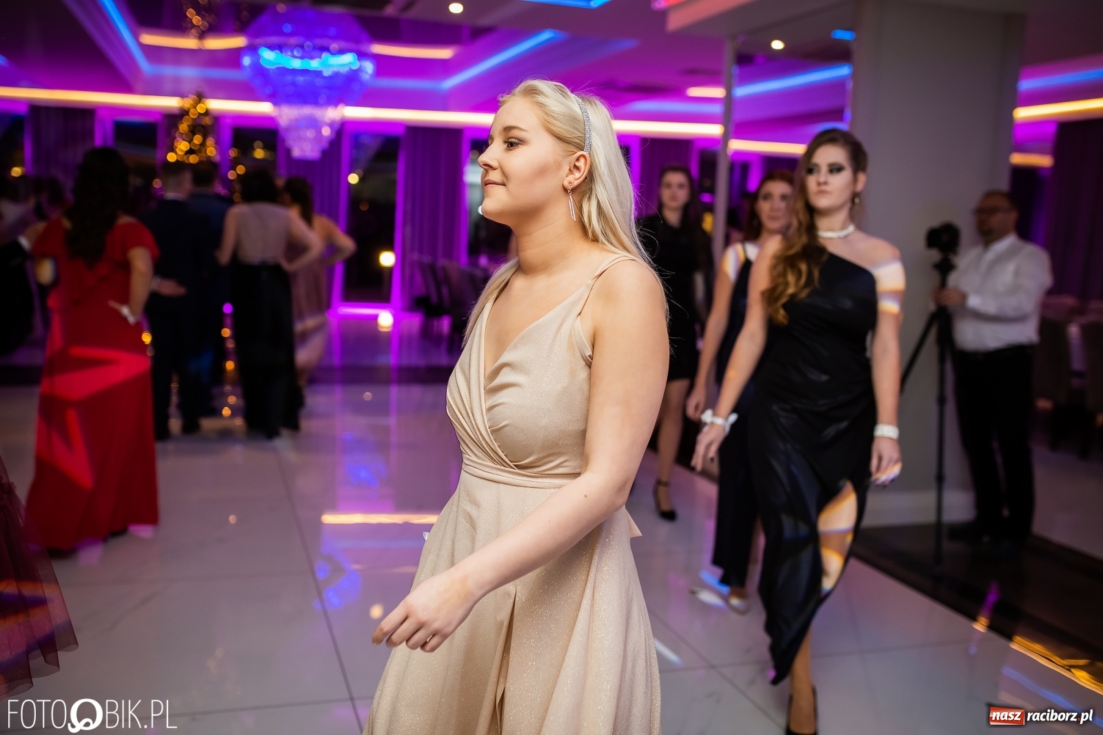 Zdjęcie w galerii na portalu naszraciborz.pl: Gastronomik i Budowlanka bawią się w Białym Domu [FOTO i WIDEO] wiadomości z regionu