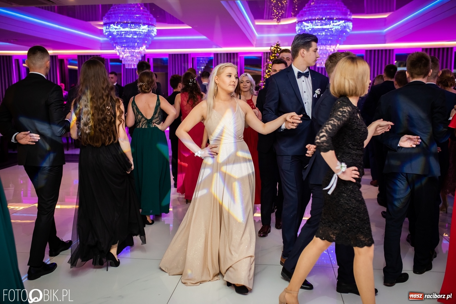 Zdjęcie w galerii na portalu naszraciborz.pl: Gastronomik i Budowlanka bawią się w Białym Domu [FOTO i WIDEO] wiadomości z regionu