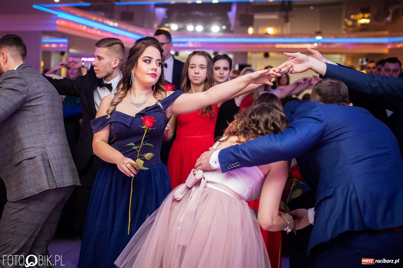 Zdjęcie w galerii na portalu naszraciborz.pl: Gastronomik i Budowlanka bawią się w Białym Domu [FOTO i WIDEO] wiadomości z regionu