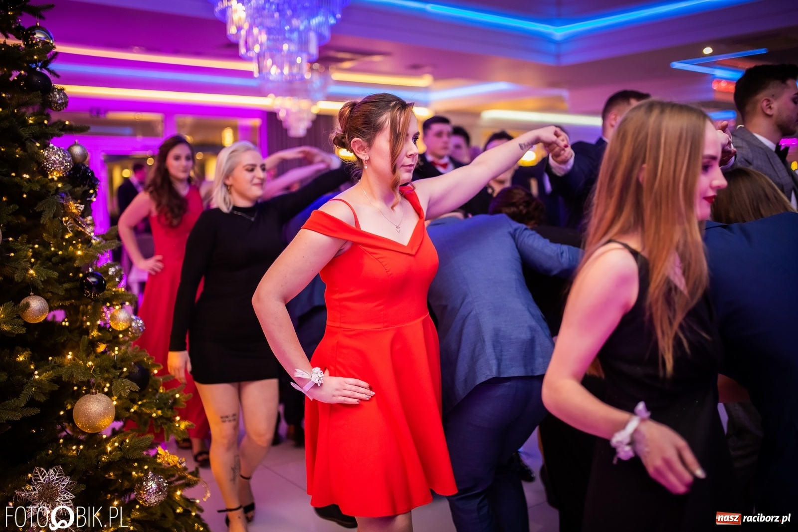 Zdjęcie w galerii na portalu naszraciborz.pl: Gastronomik i Budowlanka bawią się w Białym Domu [FOTO i WIDEO] wiadomości z regionu