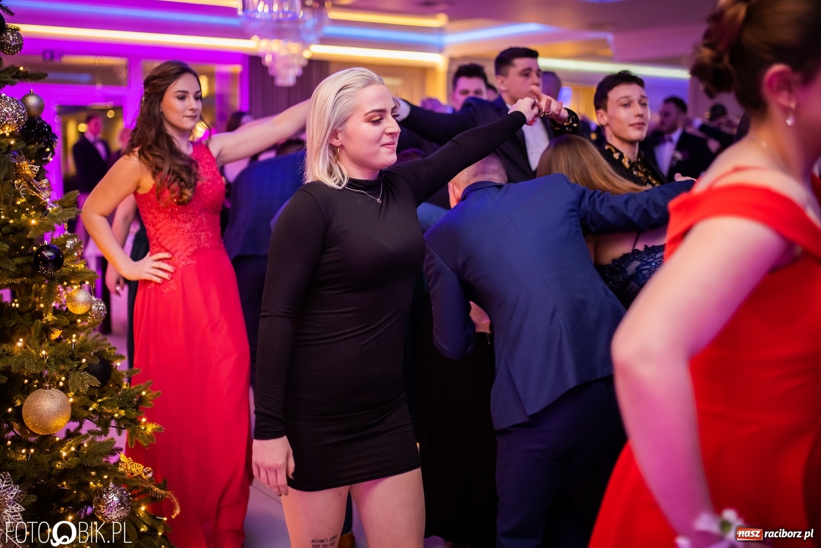 Zdjęcie w galerii na portalu naszraciborz.pl: Gastronomik i Budowlanka bawią się w Białym Domu [FOTO i WIDEO] wiadomości z regionu