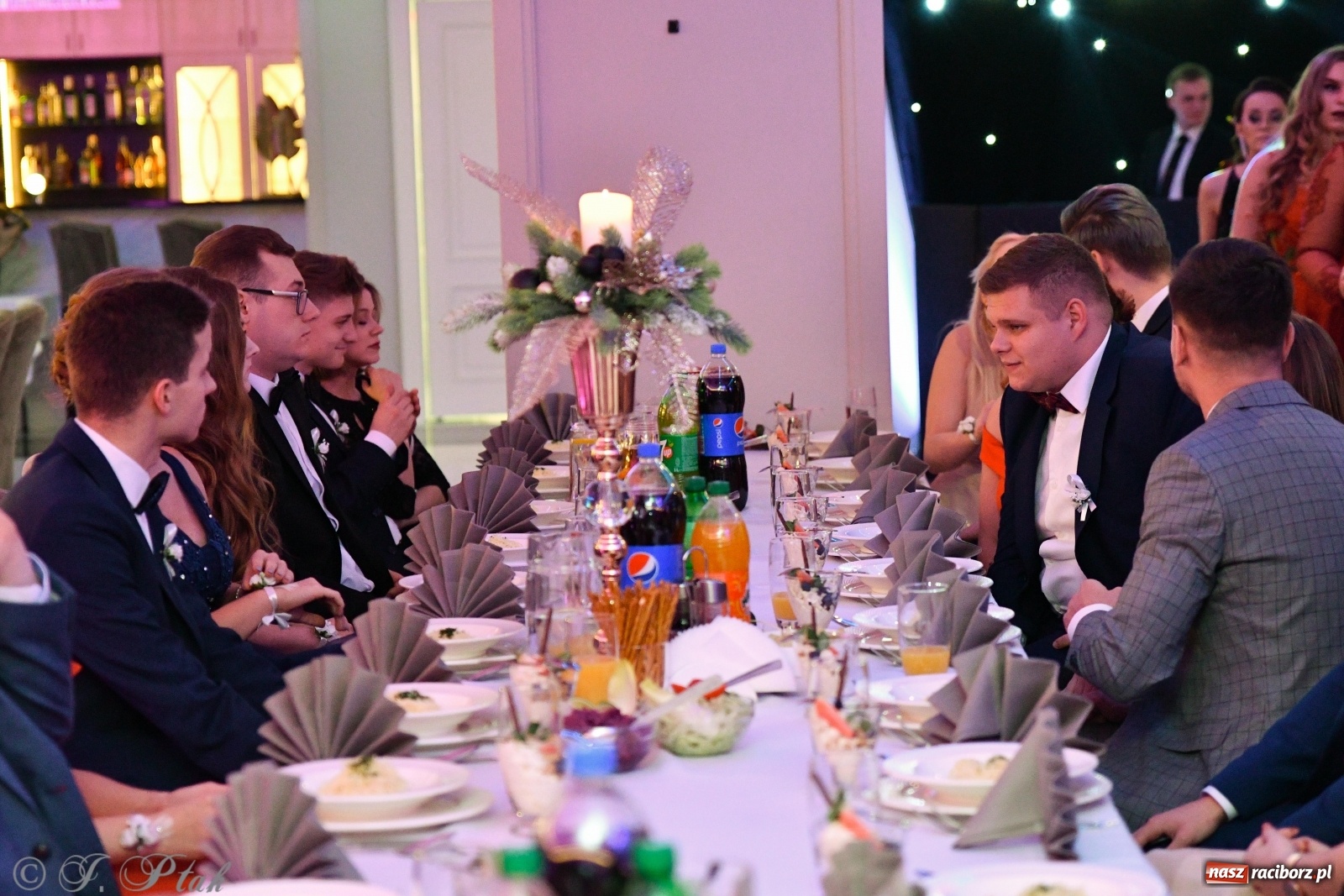 Zdjęcie w galerii na portalu naszraciborz.pl: Gastronomik i Budowlanka bawią się w Białym Domu [FOTO i WIDEO] wiadomości z regionu