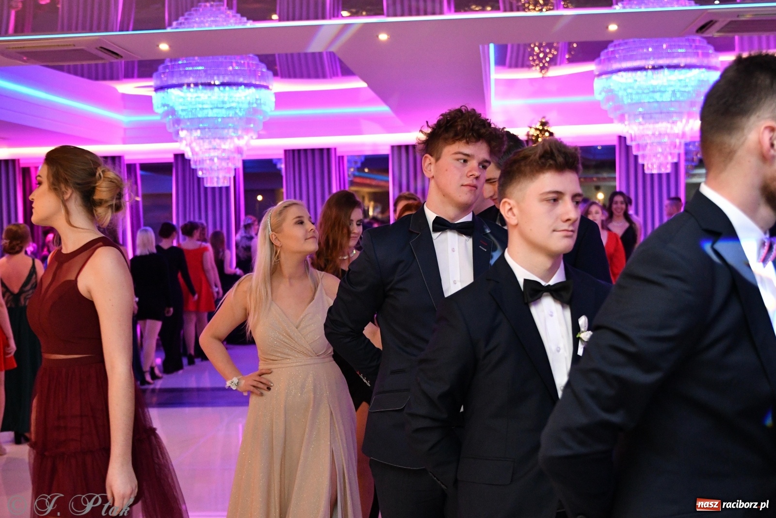 Zdjęcie w galerii na portalu naszraciborz.pl: Gastronomik i Budowlanka bawią się w Białym Domu [FOTO i WIDEO] wiadomości z regionu